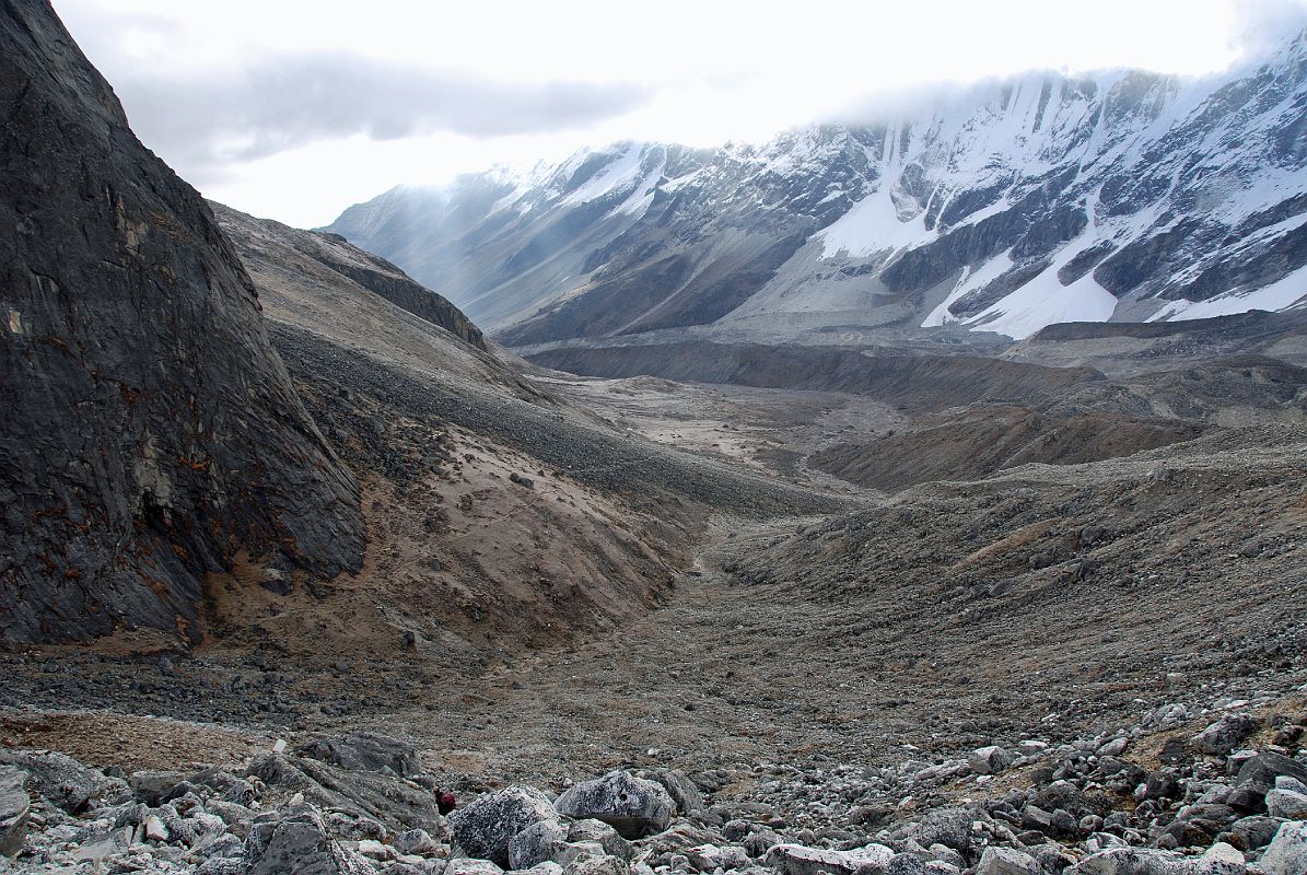 Rolwaling 08 04 Descending Thame Valley After Crossing Tashi Lapcha Pass